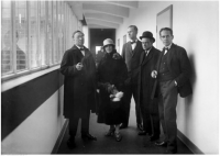(German) Kandinsky  ̶ abstrakt und knallbunt